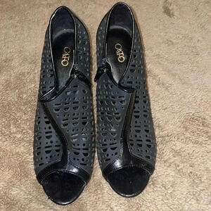 Women’s Cato Heels